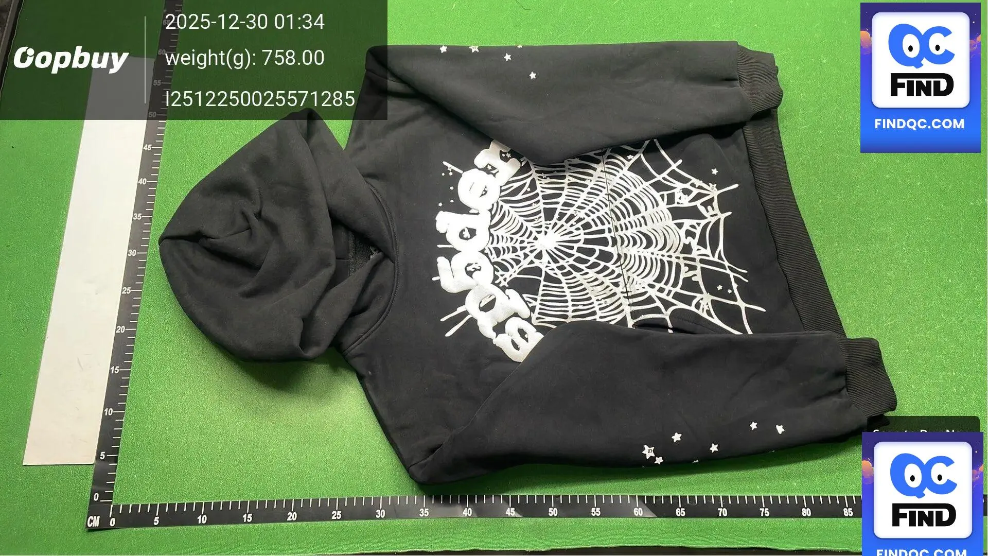 Black Spider Web Print Oversized Hoodie QC inspection photo